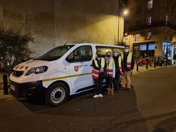 Un véhicule pour aider les actions sur le terrain financer par la fondation de l'ordre de malte france