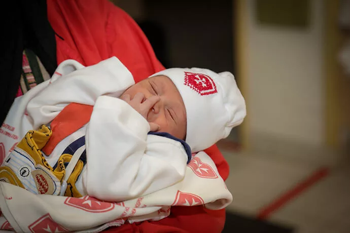 la Fondation Française de l'Ordre de Malte accompagne la maternité de la sainte famille à bethléem