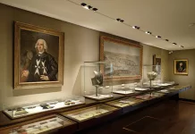 La Fondation participe à la mise en valeur de l’Ordre de Malte au musée de la Légion d’honneur La salle des ordres religieux où figure l’Ordre de Malte dans le musée